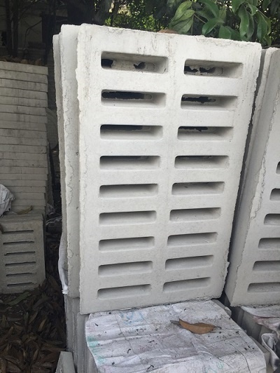 水泥雨水篦子圖片，水泥雨水篦子高清圖片，水泥雨水篦子成品圖片，水泥雨水口立篦子圖片，四孔水泥雨水篦子圖片